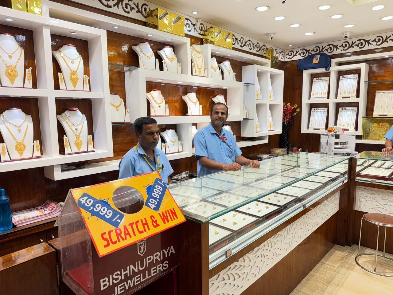 Jewellers 4