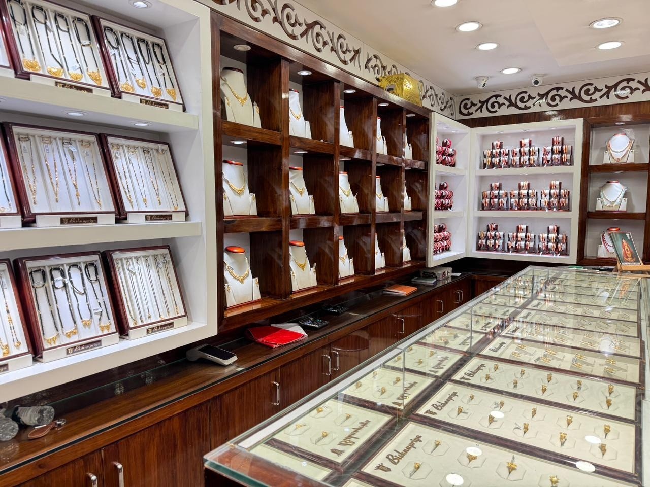 Jewellers 7